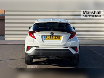 Used Toyota C-HR 2019 for sale - 76297310: Photo