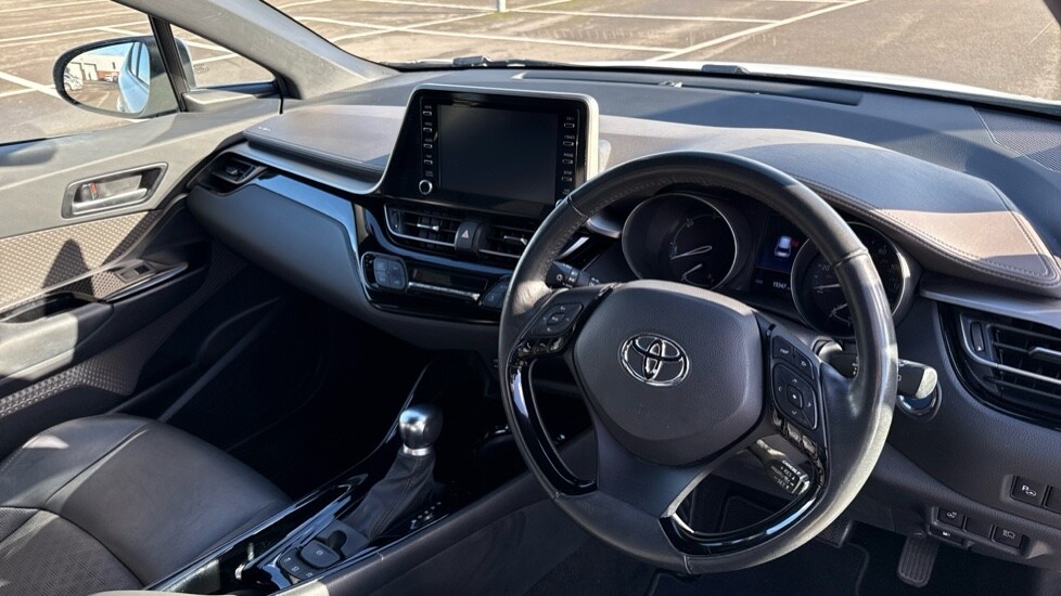 Used Toyota C-HR 2019 for sale - 76297310: Photo 9