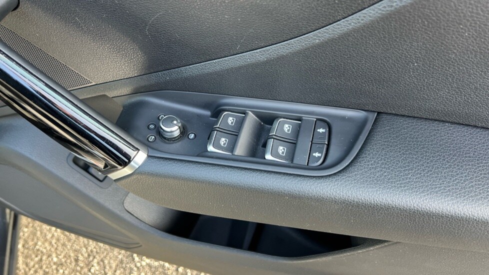 Used Audi Q2 2019 for sale - 76393617: Photo 36