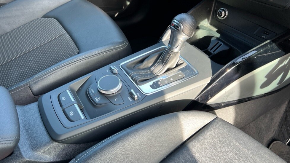 Used Audi Q2 2019 for sale - 76393617: Photo 41