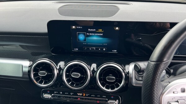 Used Mercedes-Benz GLB 2021 for sale - 75675201: Photo 30