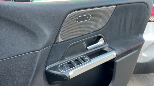 Used Mercedes-Benz GLB 2021 for sale - 75675201: Photo 44