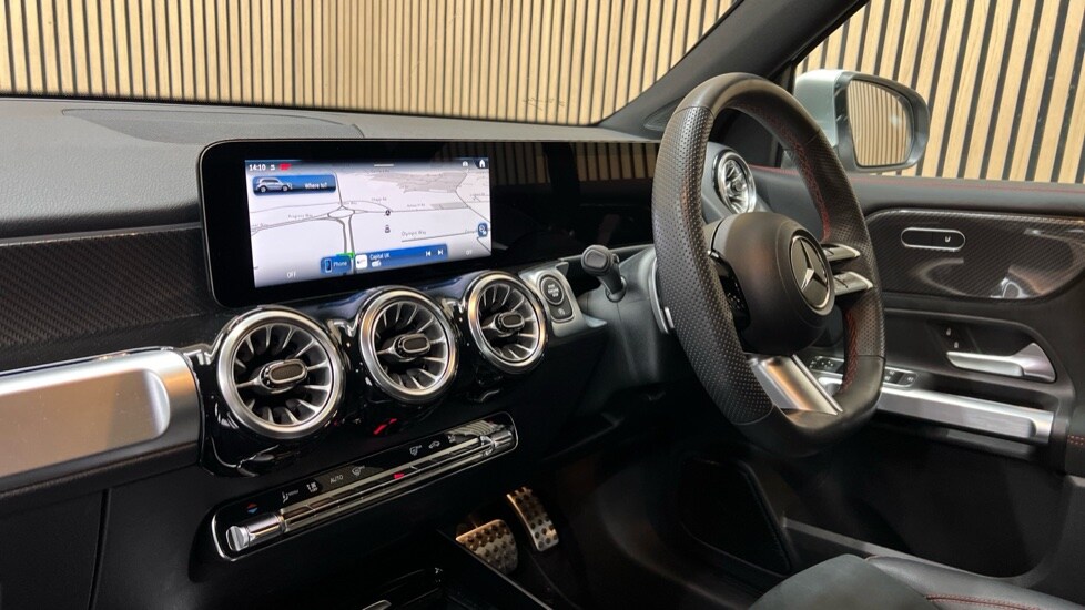 Used Mercedes-Benz GLB 2024 for sale - 76635657: Photo 31