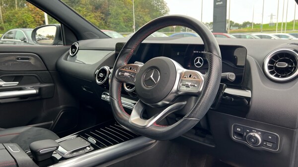Used Mercedes-Benz GLA 2022 for sale - 76196027: Photo 3
