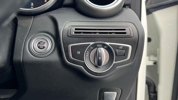 Used Mercedes-Benz GLC 2019 for sale - 76079432: Photo 29