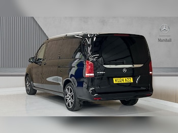 Used Mercedes-Benz V-Class 2024 for sale - 76647967: Photo