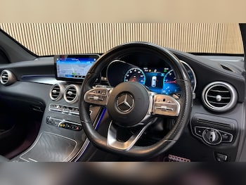 Used Mercedes-Benz GLC 2020 for sale - 76731562: Photo
