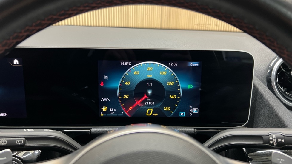 Used Mercedes-Benz GLA 2020 for sale - 76894637: Photo 16