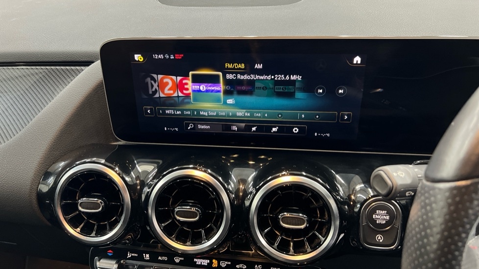 Used Mercedes-Benz GLA 2020 for sale - 76894637: Photo 37