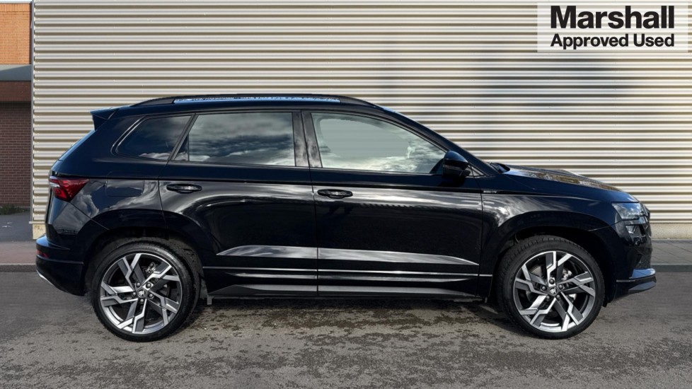 Used Skoda Karoq 2025 for sale - 76265610: Photo 2