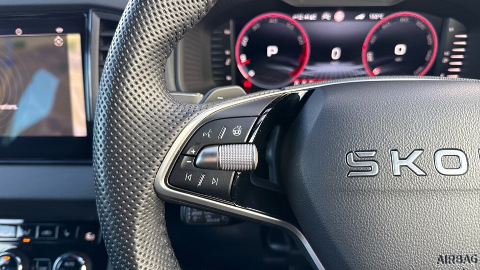 Used Skoda Karoq 2025 for sale - 76265610: Photo 23