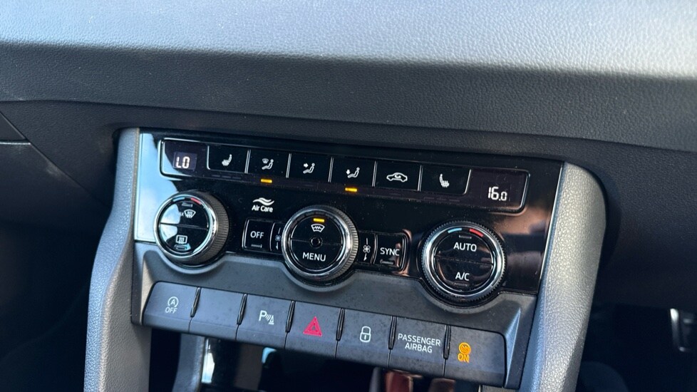 Used Skoda Karoq 2025 for sale - 76265610: Photo 33