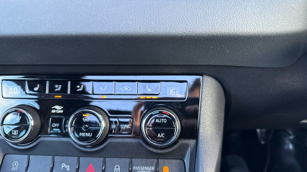 Used Skoda Karoq 2025 for sale - 76265610: Photo 34