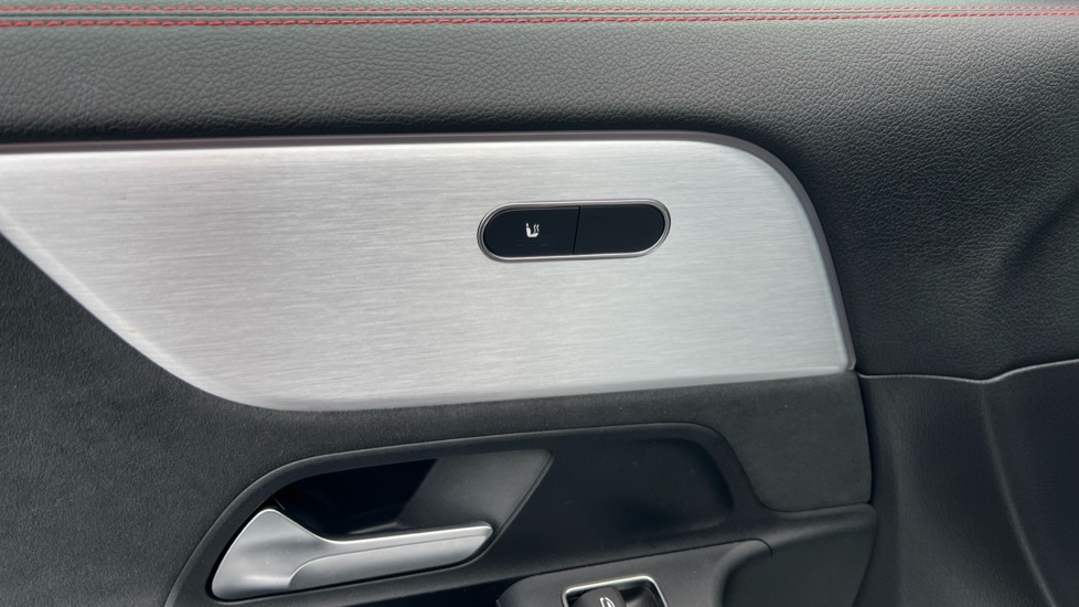 Used Mercedes-Benz EQA 2021 for sale - 77067708: Photo 31