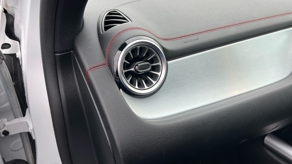 Used Mercedes-Benz EQA 2021 for sale - 77067708: Photo 32