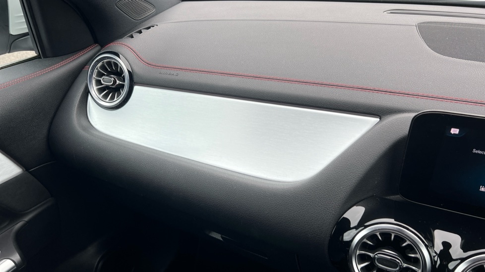 Used Mercedes-Benz EQA 2021 for sale - 77067708: Photo 44