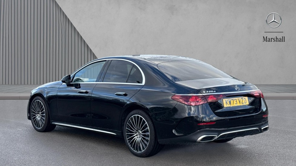 Used Mercedes-Benz E Class 2023 for sale - 76265626: Photo 2