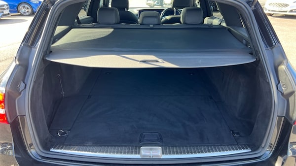 Used Mercedes-Benz E-Class 2018 for sale - 76033973: Photo 18