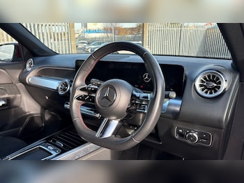 Used Mercedes-Benz GLB 2024 for sale - 76452076: Photo