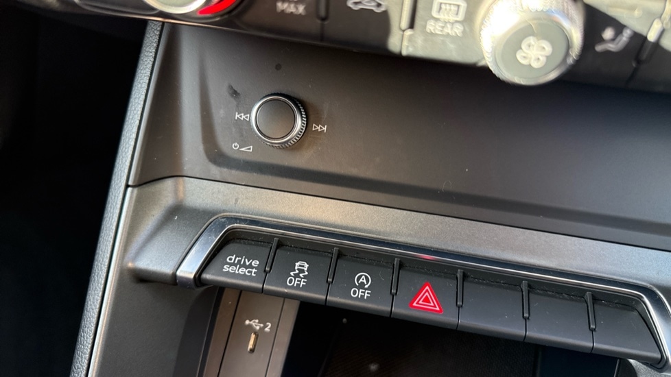 Used Audi Q3 2019 for sale - 76297507: Photo 26