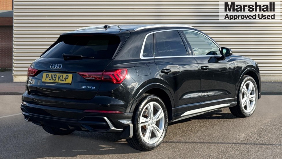 Used Audi Q3 2019 for sale - 76297507: Photo 3