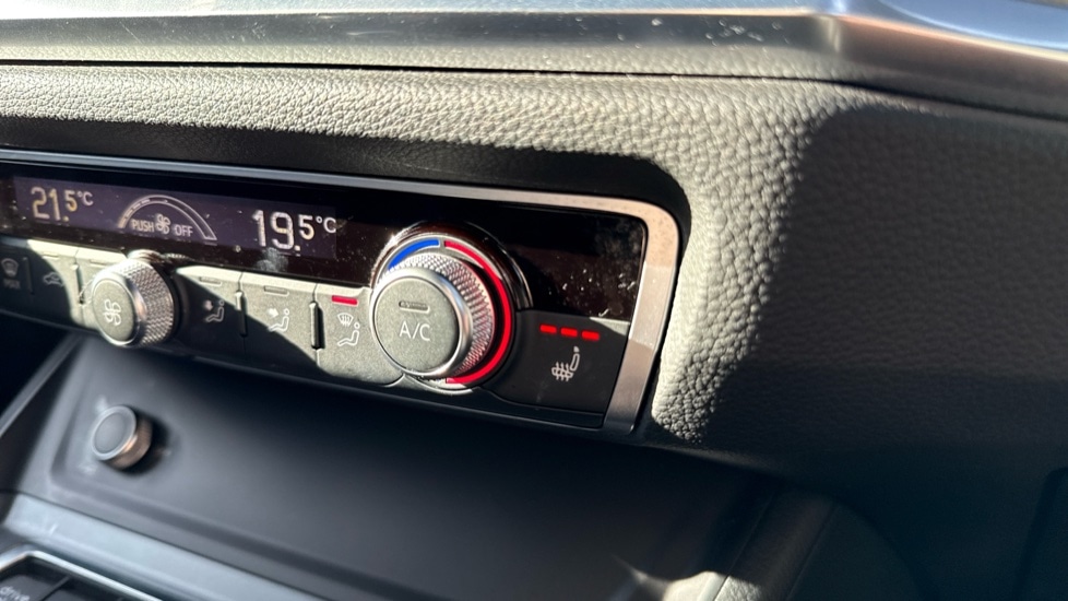 Used Audi Q3 2019 for sale - 76297507: Photo 34