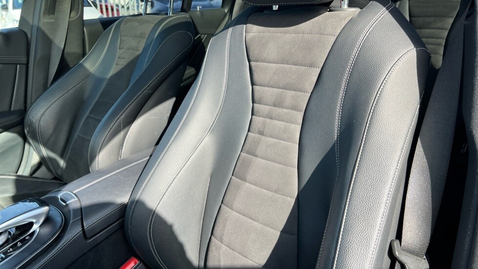 Used Mercedes-Benz E Class 2018 for sale - 76384520: Photo 14