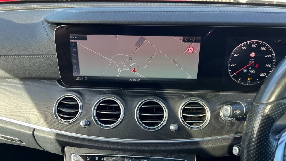 Used Mercedes-Benz E Class 2018 for sale - 76384520: Photo 23