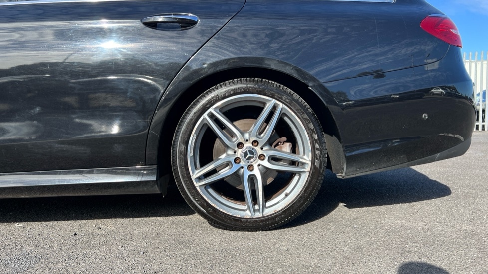 Used Mercedes-Benz E Class 2018 for sale - 76384520: Photo 26