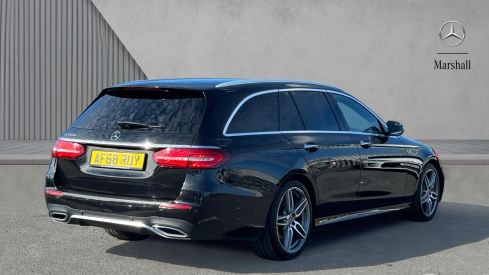 Used Mercedes-Benz E Class 2018 for sale - 76384520: Photo 9