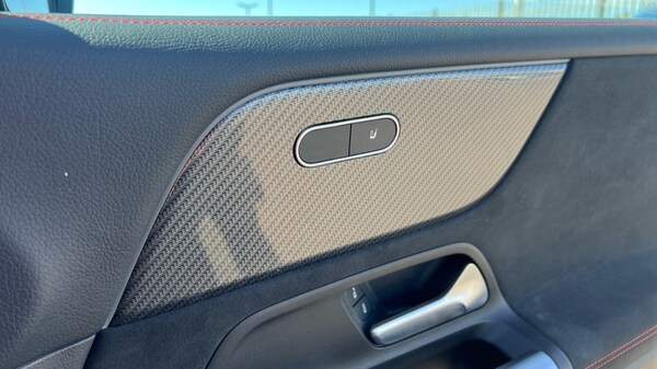 Used Mercedes-Benz GLB 2024 for sale - 75742876: Photo 32