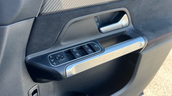 Used Mercedes-Benz GLB 2024 for sale - 75742876: Photo 33