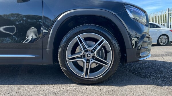 Used Mercedes-Benz GLB 2024 for sale - 75742876: Photo 5
