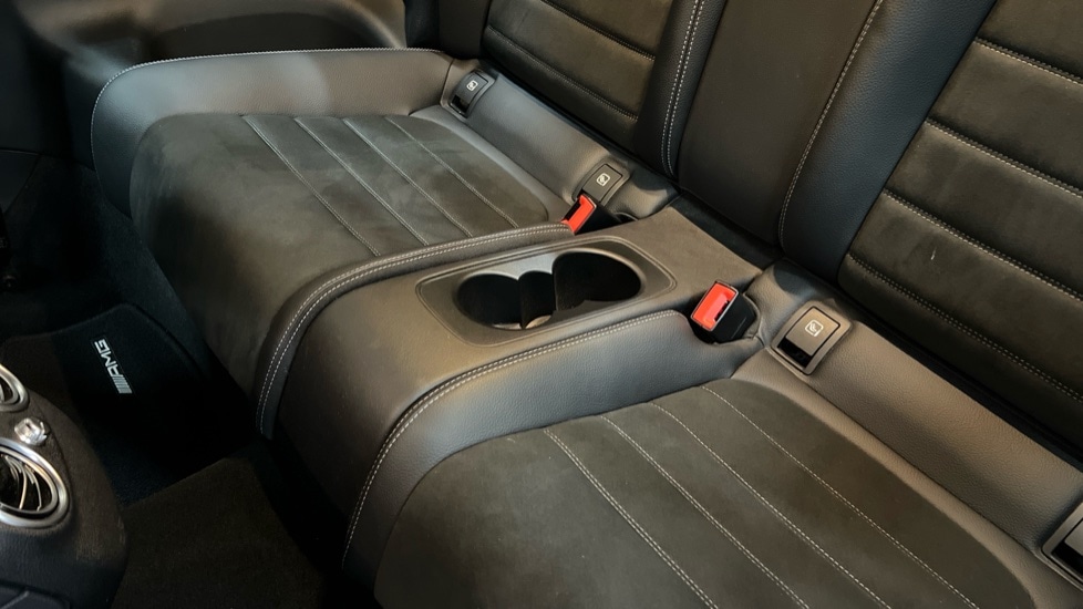 Used Mercedes-Benz C Class 2018 for sale - 76623499: Photo 32