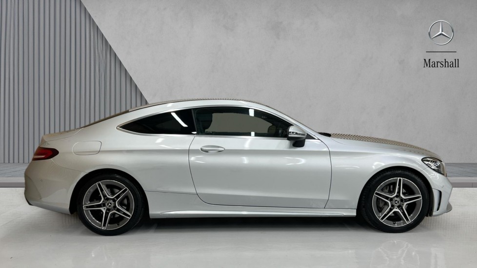 Used Mercedes-Benz C Class 2018 for sale - 76623499: Photo 4