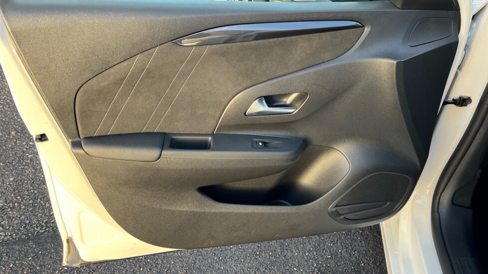 Used Vauxhall Corsa 2023 for sale - 76302397: Photo 24