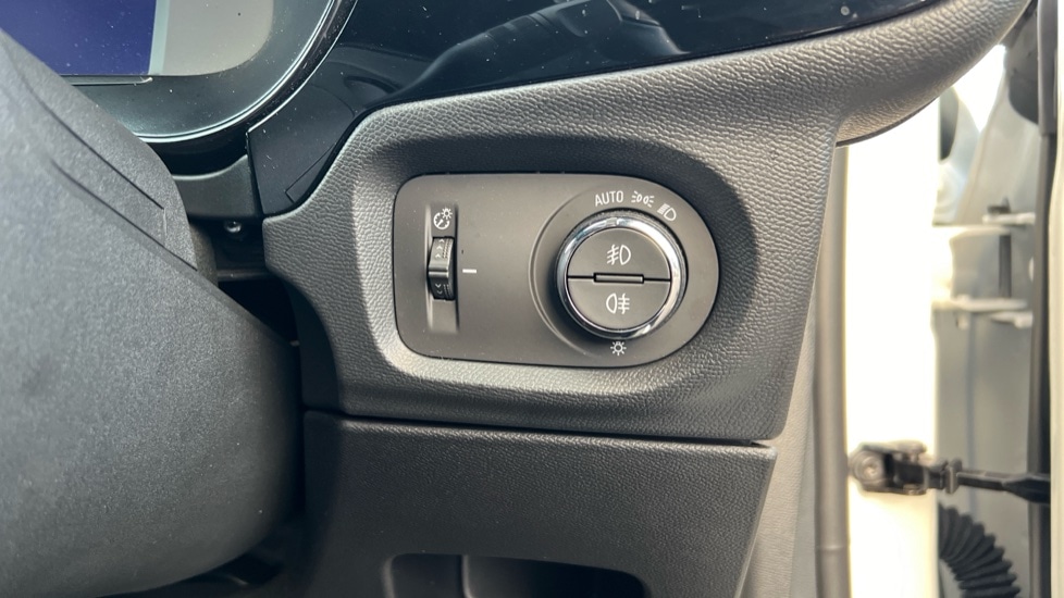 Used Vauxhall Corsa 2023 for sale - 76302397: Photo 44