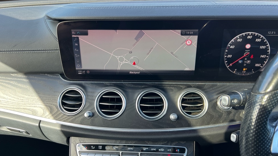 Used Mercedes-Benz E Class 2018 for sale - 76587018: Photo 13