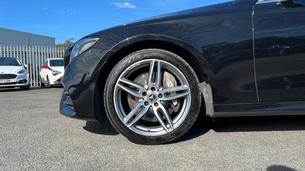 Used Mercedes-Benz E Class 2018 for sale - 76587018: Photo 25