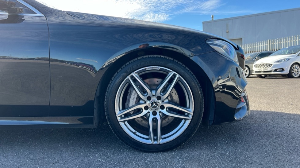 Used Mercedes-Benz E Class 2018 for sale - 76587018: Photo 5