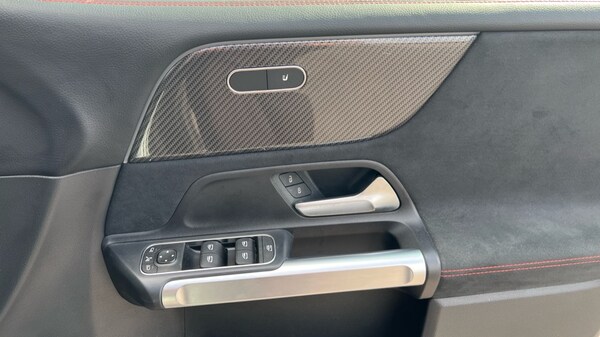 Used Mercedes-Benz GLB 2023 for sale - 76229438: Photo 30