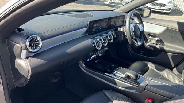 Used Mercedes-Benz CLA 2022 for sale - 76217237: Photo 11
