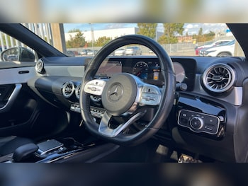 Used Mercedes-Benz CLA 2022 for sale - 76217237: Photo 3