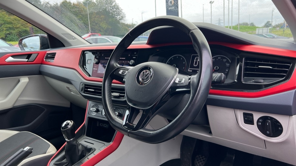 Used Volkswagen Polo 2019 for sale - 76494070: Photo 9