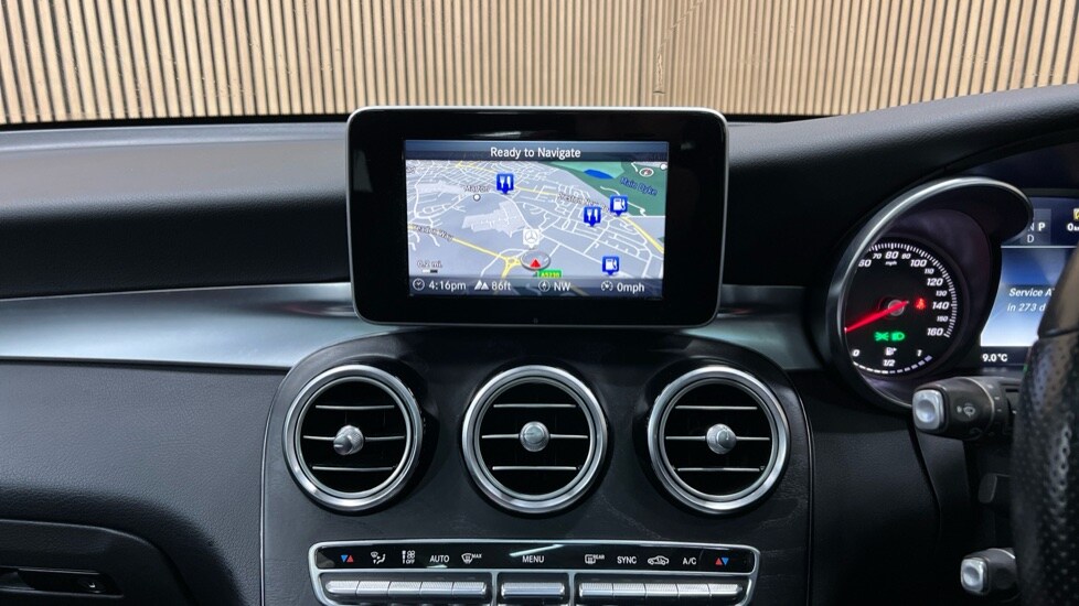 Used Mercedes-Benz GLC 2016 for sale - 76773115: Photo 13