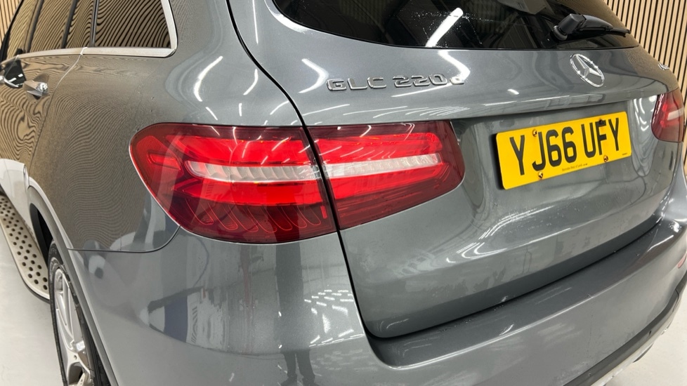 Used Mercedes-Benz GLC 2016 for sale - 76773115: Photo 21