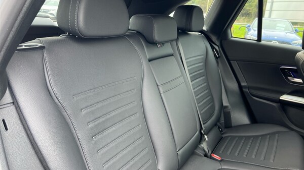Used Mercedes-Benz GLC 2023 for sale - 76130808: Photo 15