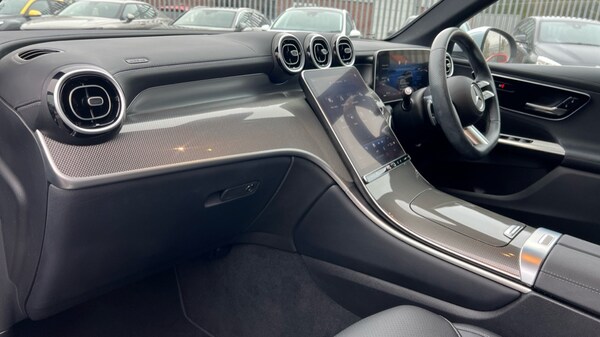 Used Mercedes-Benz GLC 2023 for sale - 76130808: Photo 46