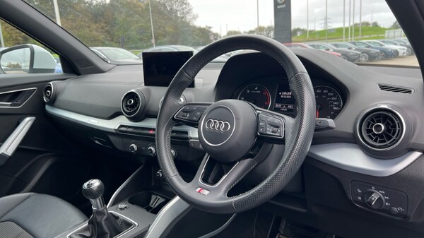 Used Audi Q2 2018 for sale - 76062299: Photo 9