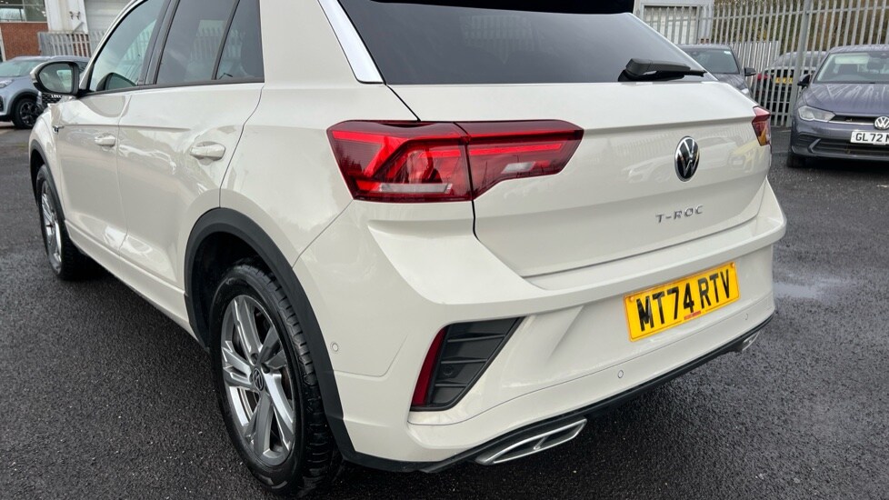 Used Volkswagen T-Roc 2024 for sale - 76297355: Photo 28